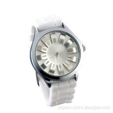 Chrysanthemum Shaped Women's Wrist Watch with Textured Blocky Silicone Band (White)